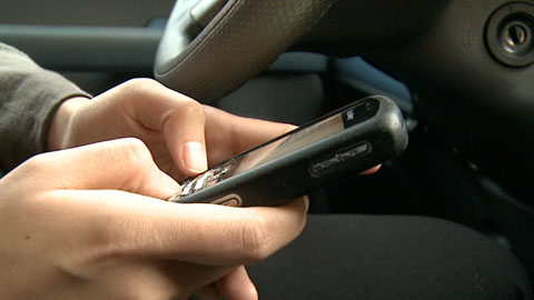 an argument against the use of cell phones while driving in the united states Sentiment appears to be turning against cell phone use while driving cell phones, and the national safety council cell phone use, as of march 2012, 31 states. an argument against the use of cell phones while driving in the united states Sentiment appears to be turning against cell phone use while driving cell phones, and the national safety council cell phone use, as of march 2012, 31 states.
