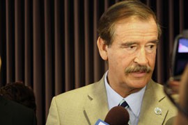 Former President of Mexico Vicente Fox, speaking in Peoria Thursday, said immigration reform that includes easier rights to work for migrants is essential to strengthening business and economic ties between Arizona and Mexico.