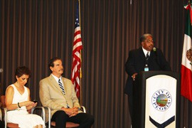 Former President of Mexico Vicente Fox (left) and Ned Norris Jr., chairman of the Tohono O'odham Nation, spoke Thursday in Peoria about the economic ties that bind Arizona, Mexico and the Tohono O'odham nation.