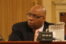 Arizona Department of Economic Security Director Clarence Carter told a House Ways and Means subcommittee that the lack of a cohesive objective among the many social service programs hinders their efficiency.