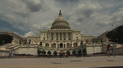 Today on Cronkite NewsWatch, the clock is ticking for Congress to raise the debt ceiling.  Our Washington Bureau has the latest.  Plus, the National Park Service hiked Capitol Hill to voice their concerns over the Federal shutdown.  And, a comprehensive city plan aims to make the morning commute easier for Phoenix bike-riders.