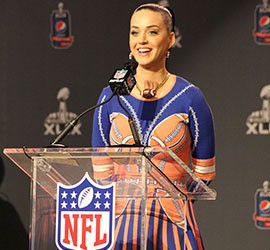 Katy Perry reminisces about growing up in Scottsdale and hiking Camelback Mountain.